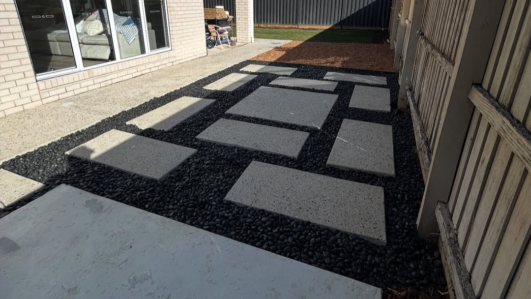 concrete paver on a home backyard